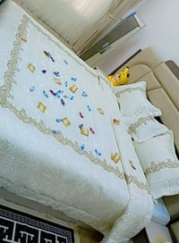 غراض غرفة نوم • جديدة • قابل للتفاوض