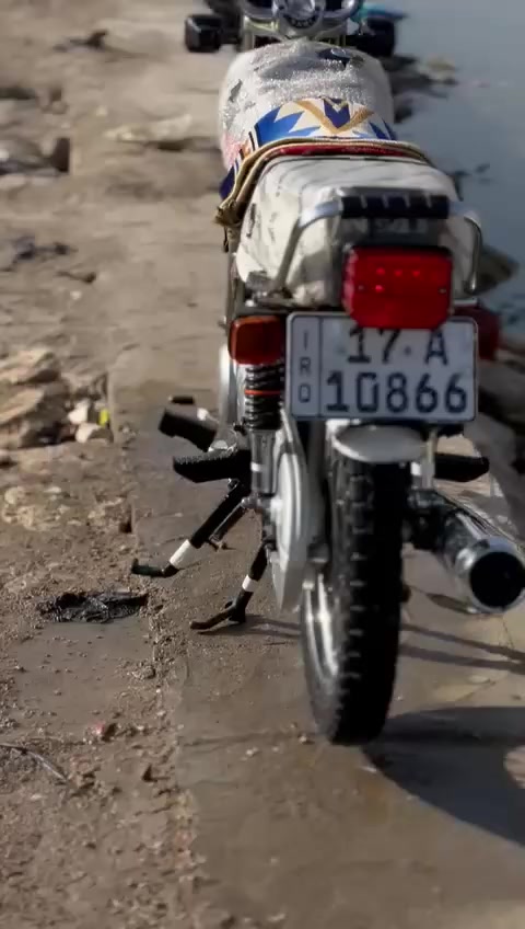 نامه 23 بلاد رقم و سنويه مكان رميثه
دراجه كفاله عامه.. مكينه جيله ما تنكمش 🚀
سعره واحد و 750 وبيه مجال قليل قليل👍 
*********** وبخدمت شري
