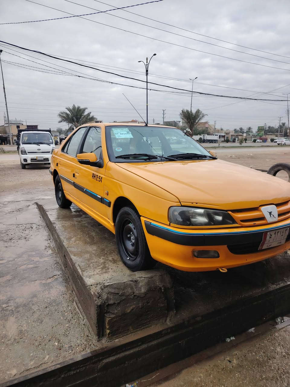 السلام عليكم بيجو بارص للبيع موديل 2018 تحويل مباشر مصفره هيه وغرامات سياره بيه بنيد طاير مبدل اصلي شركه والباقي كفاله عامه من الزلغ سيارة وضع ماشيه 70 الف غاز بانزين دوشمه عام ارضيه وكشنات شاشه كامره حساسات مانع نزلاق تحكم ستيرن تبريد قطعتين مري شفط جهاز نذار سرقه جهاز نذار سرعه كتلوكات الشركه موجوده تخم تاير جديد كير ومحرك بل كرتون شرط الفحص ترايك 140 تبريد ثلج سيارة جديده بمعنه الكلمه السعر 60 وبيه مجال قليل حك الجيه العنوان كربلاء الاستفسار اتصل *********** *********** اقره المنشور قبل متتصل وبيك خير ودلل  ملاحضه السياره منضومه غاز جديده
