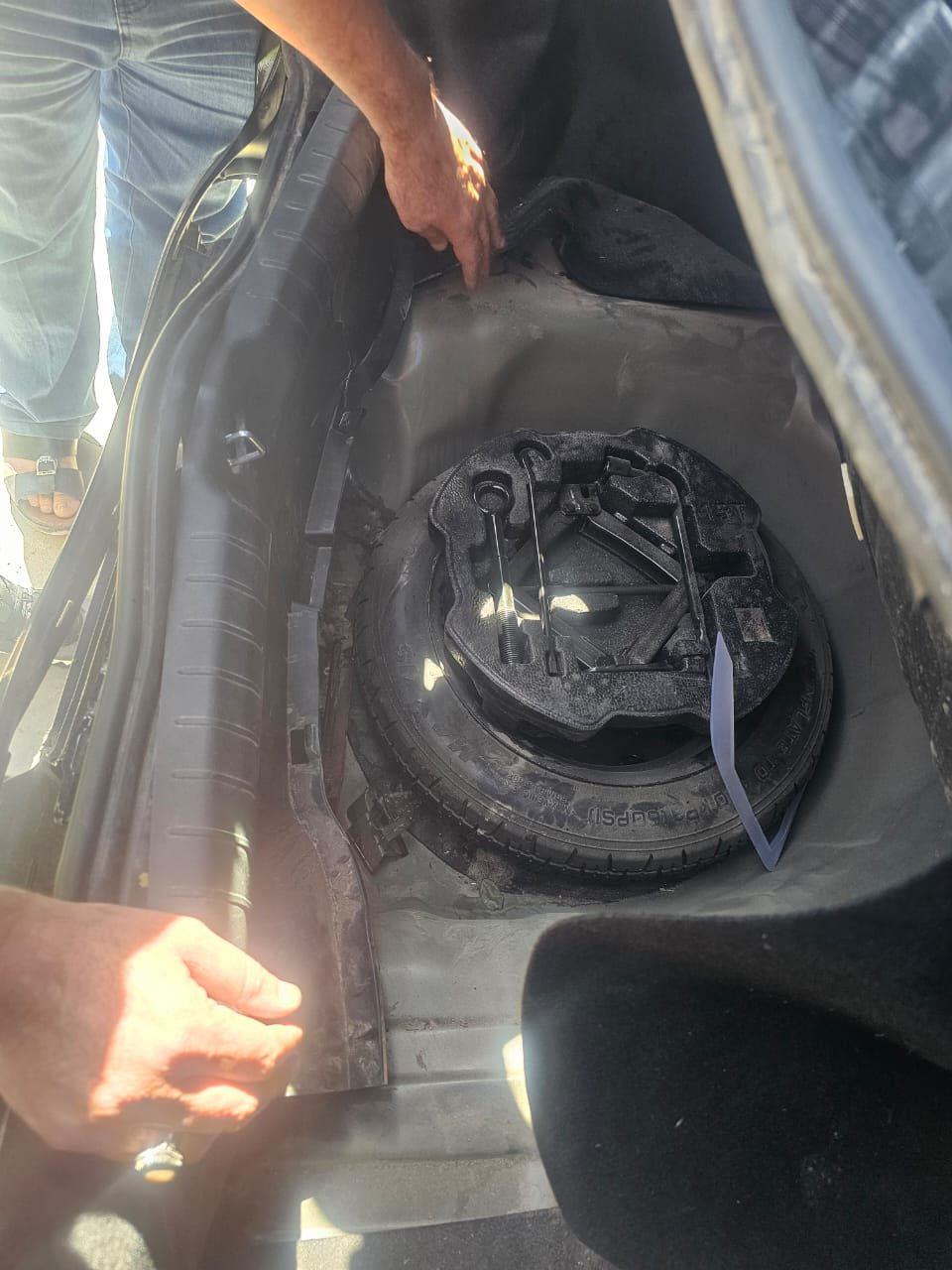 يا الله السلام عليكم
تفاصيل كلهن. داخل. المنشور. شباب 

صور. حادثه. بل منشور. 

بدون. كص. أو. تبديل. 

كي فور 2025 k4 زيرو 

بدون ايرباك بعدها بوضع وكالة 

محرك : 2000 دوش 

وارد : اميركا 

عداد المشي :5الاف

مواصفات 

1_بصمة 

2_تشغيل عن بعد 

3_ بصمة ابواب 

4_ بصمة جنطه 

5_شاشه متصل حجم كبير

6_منافذ شحن خلفية 

7_سايد بريك كهربائي 

8_مانع انزلاق 

9_نقط عمياء 

10_ اشاير مري 

11_رادار امامي وخلفي وجانبي 

12_فول حساسات توقف ذاتي 

13_لد امامي مع عدسات زنون

14_لد خلفي 

15_شحن واير لس 

16_كامره خلفية دقه hd 

17_تحكم وضعيات قياده 

18_فول تحكم ستيرن 

19_فول قيادة ذاتيه مع تحديد مسار 

(سياره بدون رقم دخول جديد) 

باقي سياره كفاله عامه ع اخير 

عنوان :مدينه الصدر ق3

***********
