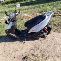 سلام وعليكم دراجه البيع ماكس 140 نضيفه من كفرات من محرك + محرك مجفت جد...