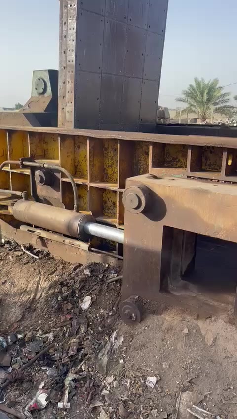 السلام عليكم
مكبس حديد الماني للبيع فول اوتوماتيك قياس مترين في متر ونص
الباله ارتفاع 50ولعرض 50
جاهز
للاستفسار ***********
