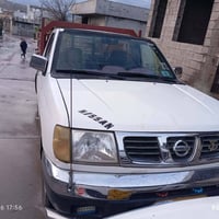 نيسان بيكاب • ٢٠٠٢ • سليمانية