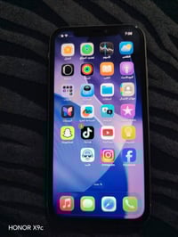 ايفون 11 • ٦٤ • شاشه وبطاريه مبدله