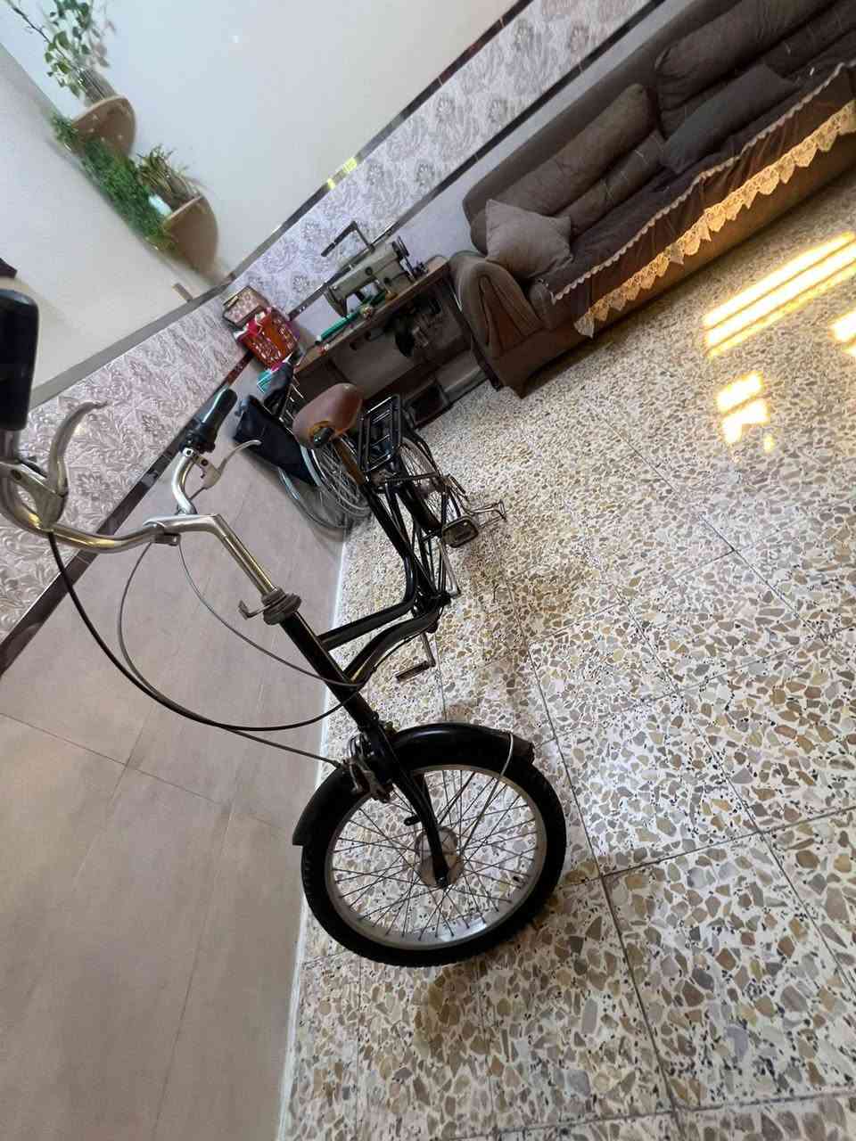 سلام عليكم بايسكل للبيع ياباني باله جاهز جاملغات وبريكات كلشي جاهز  اي نقص مابي السعر 65 وبي مجال بسيط المكان بغداد الشعب قرب سوق شلال 

للستفسار *********** واتساب
