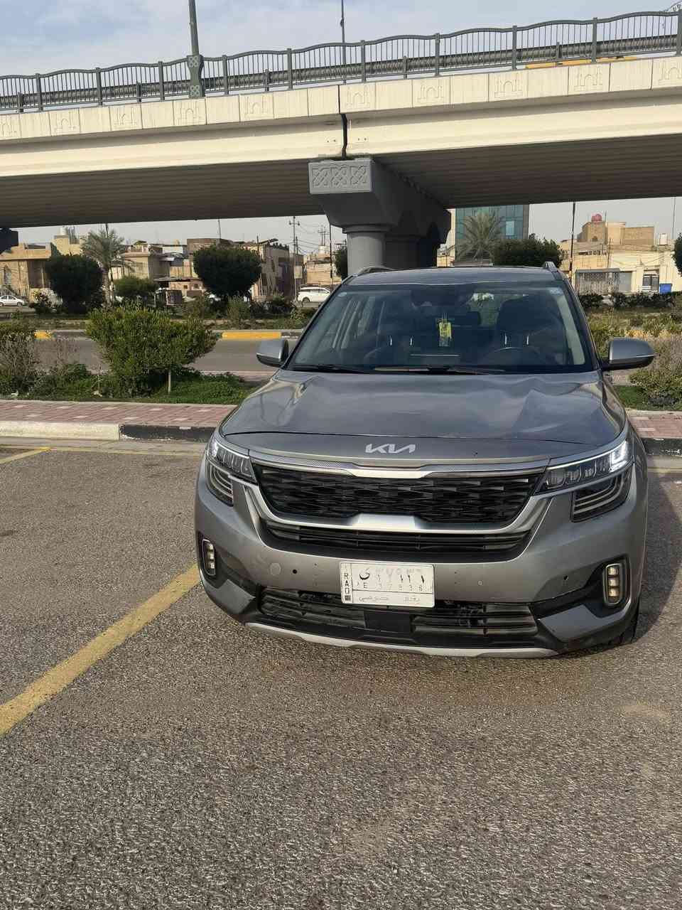 كيا سيلتوس موديل 2022 رقم بغداد حادثهة بنيد فقط ونفسة مصلح السعر 145 وبيهة مجال مكاني بغداد السيارة ماشية 130 الف
رقم الهاتف ***********
