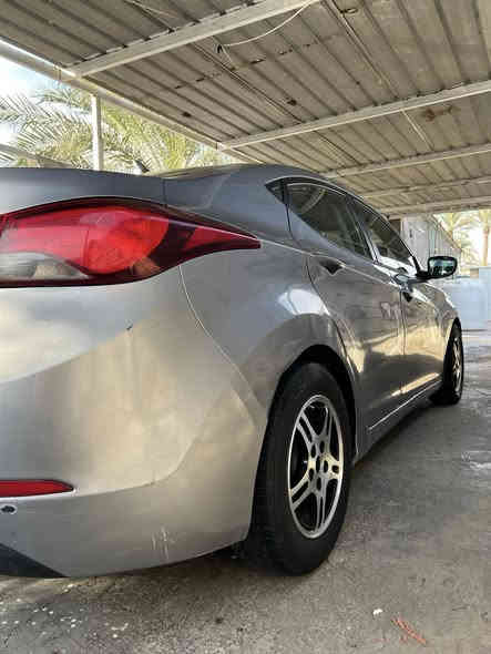 سلام عليكم النتره موديل ١٥ أمريكي سياره جاهزه محرك دوش ماشيه ١٥٠ فقط سياره حلوه ومامتعوبه مكاني بغداد المحمودية ناحيه الرشيد السعر ٩٥ وبيها مجال بسيط موجود السونر بل منشور *********** (***********
