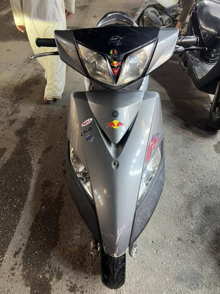 للبيع ثعلب جديده اخت الرميه كفاله عامه مكينه خرسه شلعه معدل فول السعر 775وبيها مجال العنوان الاعظميه شراي يتصل ***********
