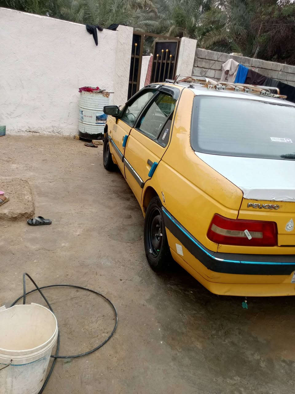 بيجو 405لميس موديل 2012
السعر 32وبيه مجال رقم بغداد 
مكان السياره نجف ام عباسيات قرب سيطره ام عباسيات التفاصيل اتصال عالرقم ***********
