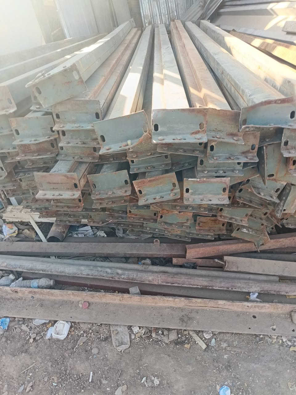 سلام عليكم مرخصه مدير الكروب يوجد دنك الطول 280 العدد 110 الاتصال على الرقم ***********
