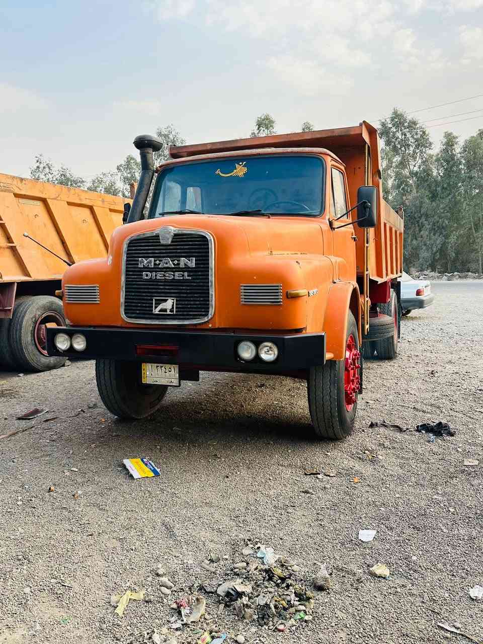 سلام عليكم مان البيع موديل 82سياره خير من الله الستفسار ***********
