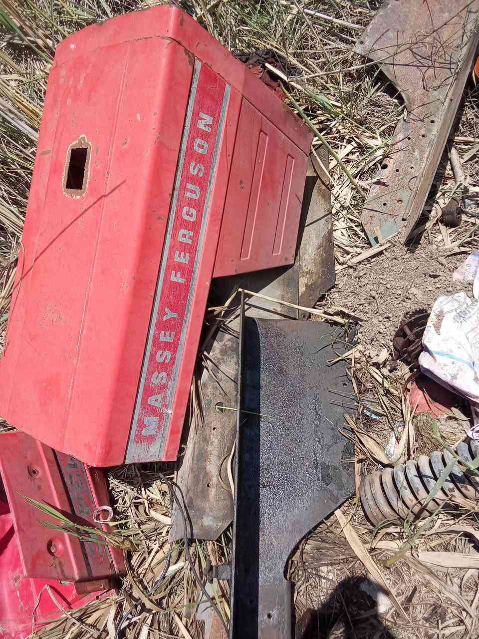 البيع ادوات تفصيخ مكينا اكرفول مع ادوات تفصيخ مكينا فوركسن. كلشي موجود ***********
