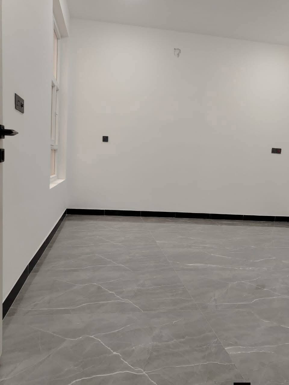 دار للبيع مساحه 150متر واجهة 7ونص متر نزال 20متر
بناء حديث درجه أولى #زيرو صفر طابو صرف طابقين #٣غرف نوم ٣ مجمع صحيات ٢ صاله ٢ مطبخ استقبال العنوان حي الفرات مقابل دائره الكهرباء الجديده شارع الصحفين سعر وتفاصيل اكثر الرجاء #الرجاء الرجاء اتصل #وتساب عل الرقم الهاتف *********** وشكرا للجميع #مندوبة_نور
