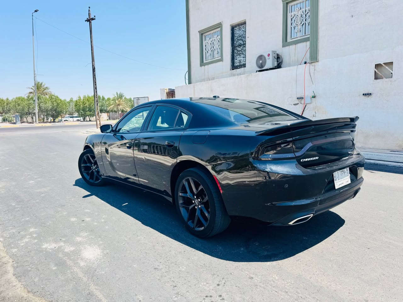 جارجر 15 اصل رقم بصرة تحويل مباشر 
SXT
شاشة كبيرة 
كير محرك  تبريد كلة كفالة 
ماشية 107 مايل
حادث جانبي باب بارد ومدكر امامي نصه صبغ 
البصرة المعقل 
السعر ١٦٠ وبيه مجال بسيط
*********** البصرة, العراق
