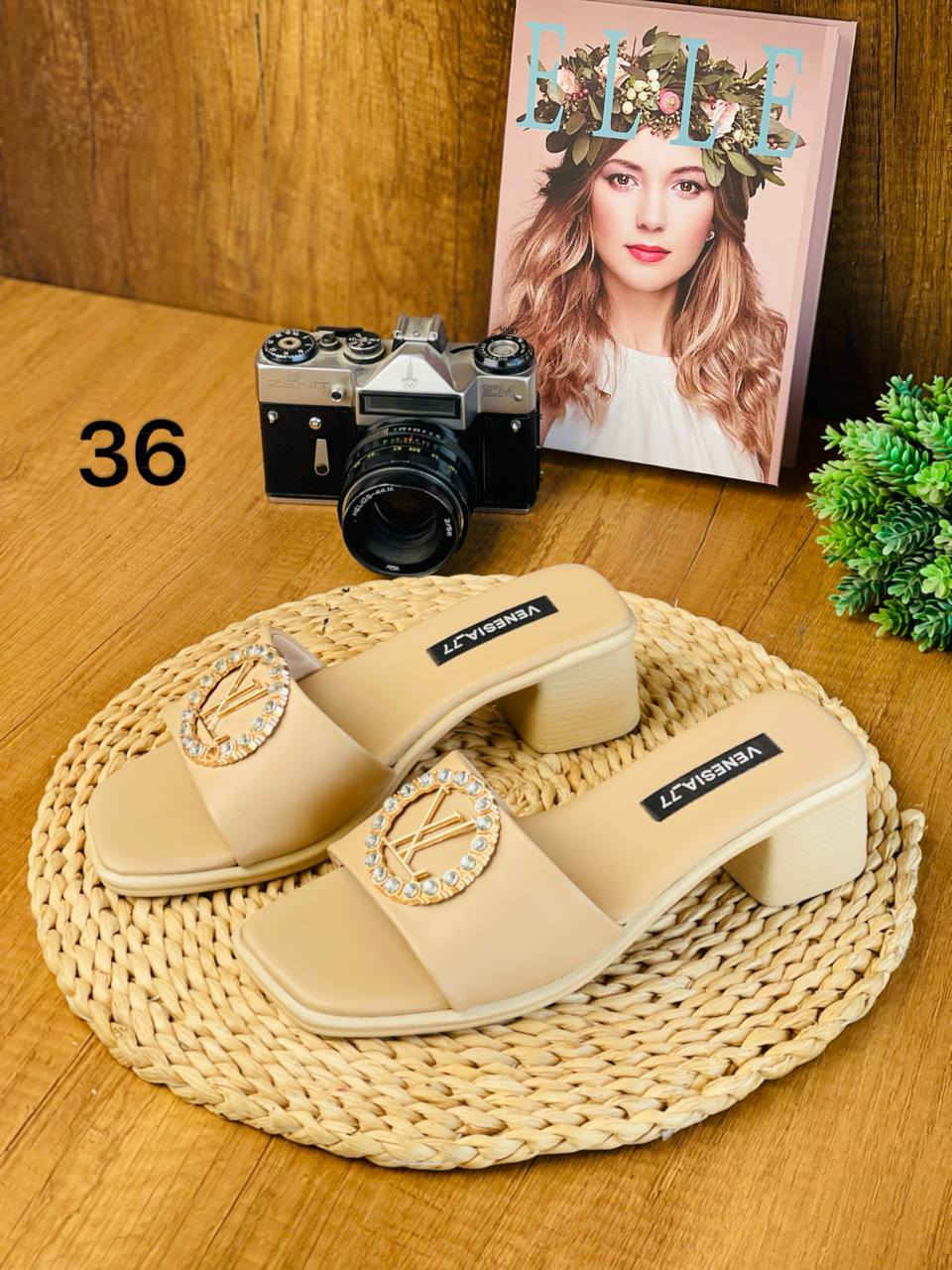 سليبر قياسات .داخل الصور ب10الف فقط


**إذا كنت صاحب هذا الإعلان وتريد حذفه لأي سبب، رجاءا أرسل رسالة إلى الدعم الفني**