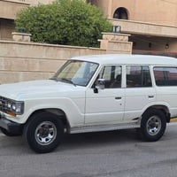 موديل 86 رقم التواصل07715808813 السعر 55 وبيها مجال