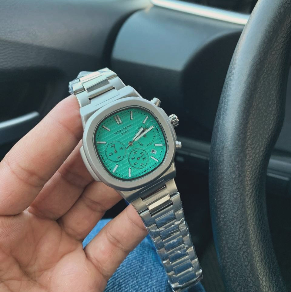 ساعة تخطف الأنظار من أول نظرة 😎✨

💎 تصميم فاخر من الآخر
⏱️ كرونوغراف عملي + دقة عالية
🖤 لون ملكي يليق بكل ستايل
🔗 ستيل ثقيل وجودة تعيش وياك

🔥 مو بس ساعة… هاي هيبة!

💥 إذا تحب التميز وتكسر الروتين
هاي الساعة صُممت إلك أنت


**إذا كنت صاحب هذا الإعلان وتريد حذفه لأي سبب، رجاءا أرسل رسالة إلى الدعم الفني**