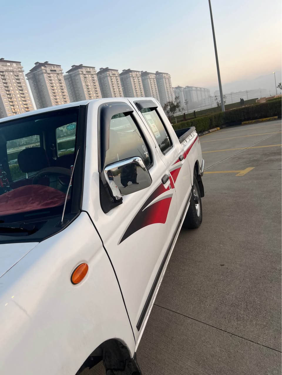 سلاوتان لیبیت هاوریان. نیسان پیکاپ ٢٠١٣. ناو سور تایەی تازە سەنەوی تازە گیرو مەکینەو. تەبریت بەشەرت
٤ پارچەو نیوی بۆیاخە.  بی وەرگەران  بیشان 
*********** السليمانية, العراق
