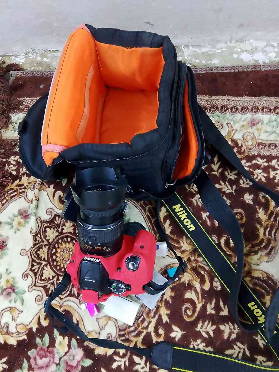 سلام عليكم كامره نيكون لبيع سعر خمسميه وخمسين حجمه   300
ونص


**إذا كنت صاحب هذا الإعلان وتريد حذفه لأي سبب، رجاءا أرسل رسالة إلى الدعم الفني**