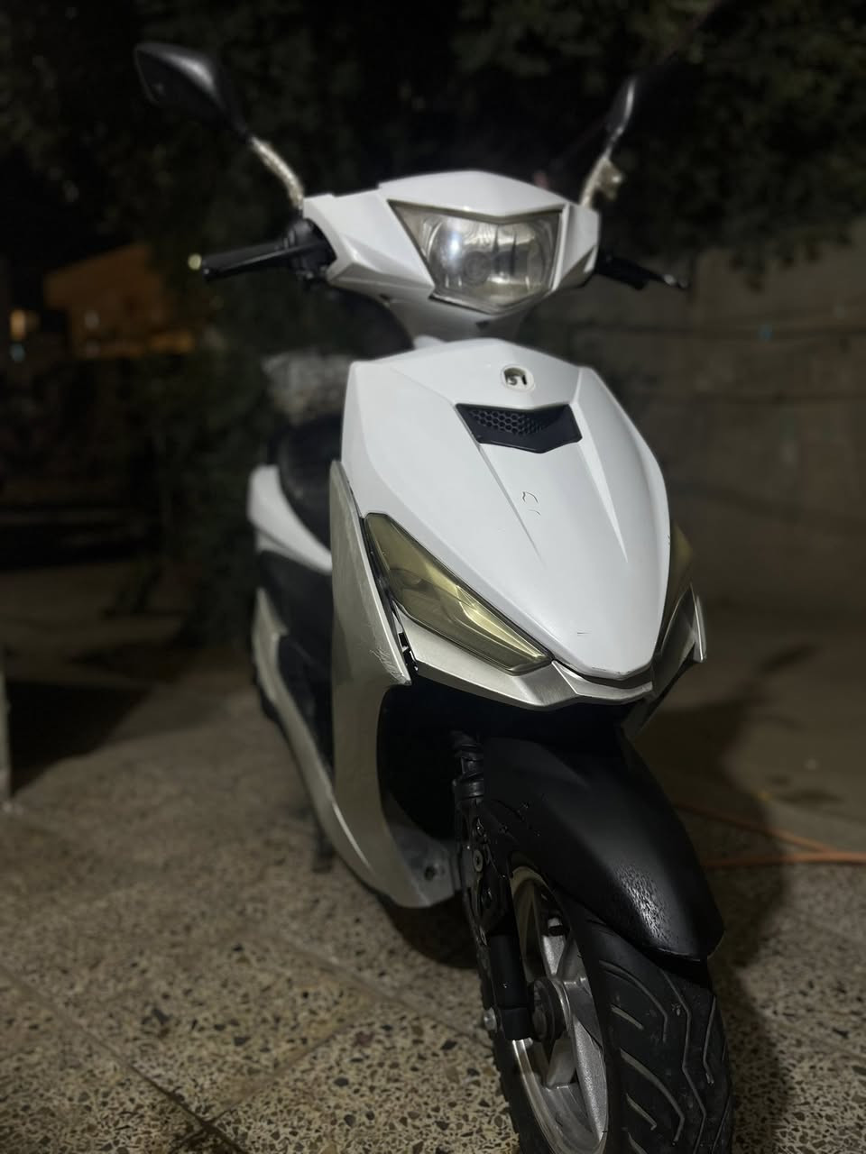 دراجة ماكس موديل 2021
ابيض 
 دراجة نظيفة كلش نقص بس باتري 
350قفل


**إذا كنت صاحب هذا الإعلان وتريد حذفه لأي سبب، رجاءا أرسل رسالة إلى الدعم الفني**