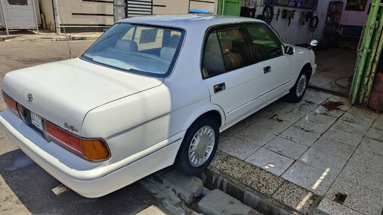 السلام عليكم أرنب  للبيع موديل 1993  رقم بصره مشروع وطني سياره أيسر بلاد مكينه فيفيتي2500 جاهزه كير مكينه حداديه تخم تاير مكفول من الظربه والكلبه والكص والعيب الشرعي سعر 50!وبيها مجال مكاني ميسان لعماره ***********
