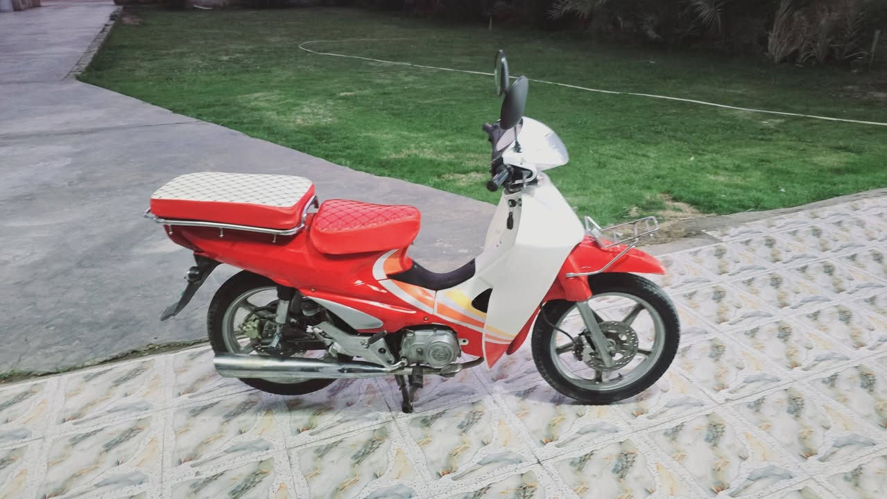 موطور سرفيس للبيع موديل 16 مكفول السعر ٦٥٠ والشراي رجاء فقط يتصل
الاتصال ***********
