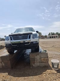 فورت اكس بلاور ٢٠٠٧ سياره حداديه تخم تاير كله جديد مكينه قبل شهر شديته...