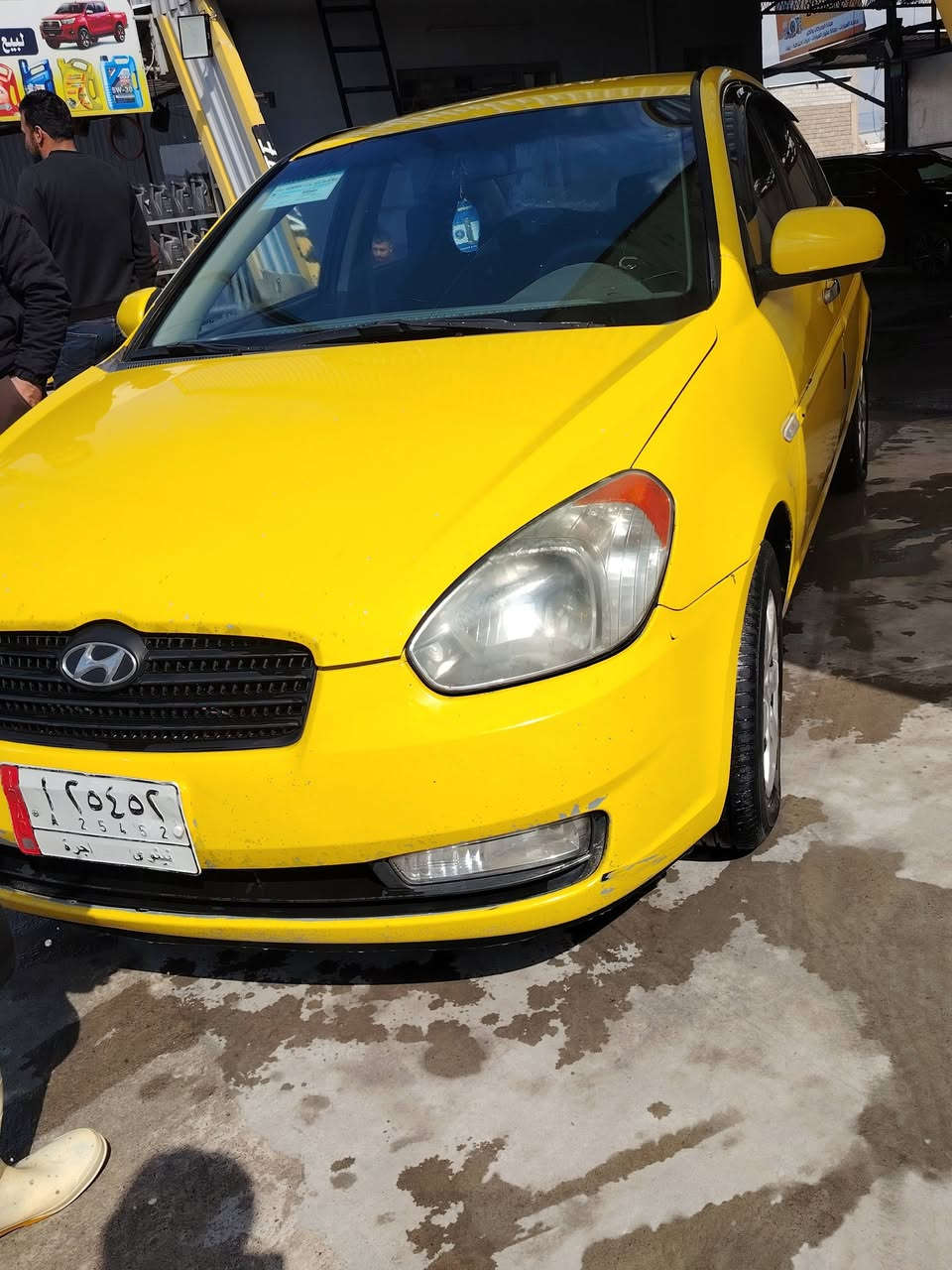 اكسنت 2010 كوري
فول عادي محرك 16 بدايت تنقيص

هيئه + قرامه صفر شرط الوكاله والتحويل

ضرر طخه براس الشاصي فقط سعر 83 وبيها مجال .. رقم الهاتف *********** _***********
