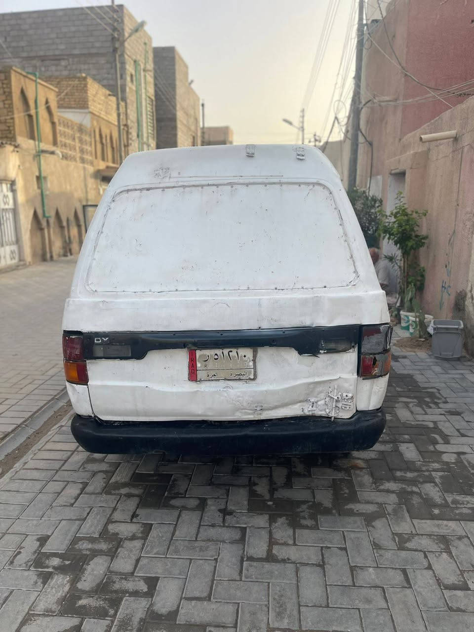 ​⚠️ سيارة كيه فارة للبيع⚠️ 
المواصفات والوضع العام:
​النوع: كيه فارة (ترهم حمل وترهم توصيل ).
​المحرك  ثري واي والكير عادي: كفالة وبشرط الفحص وما يصرف بانزين (المكينة والكير   بحالة ممتازة وجاهزة للشغل والتحميل مباشرة).
​الوضعية القانونية: رقم بصرة أصولي، السنوية موجودة (البيع على الوضع الحالي بدون تحويل مباشر).
​البودي والخارجية: مثل ما موضح بالصور، السيارة مالت كسب وشغل قضاء مصالح.
​السعر مالتها:
💵 10 ورقة (وبيها مجال للشراي الجاد)
​الموقع: البصرة 📍
​للاستفسار والتواصل مع صاحب السيارة مباشرة (اتصال أو واتساب):
📞 ***********
