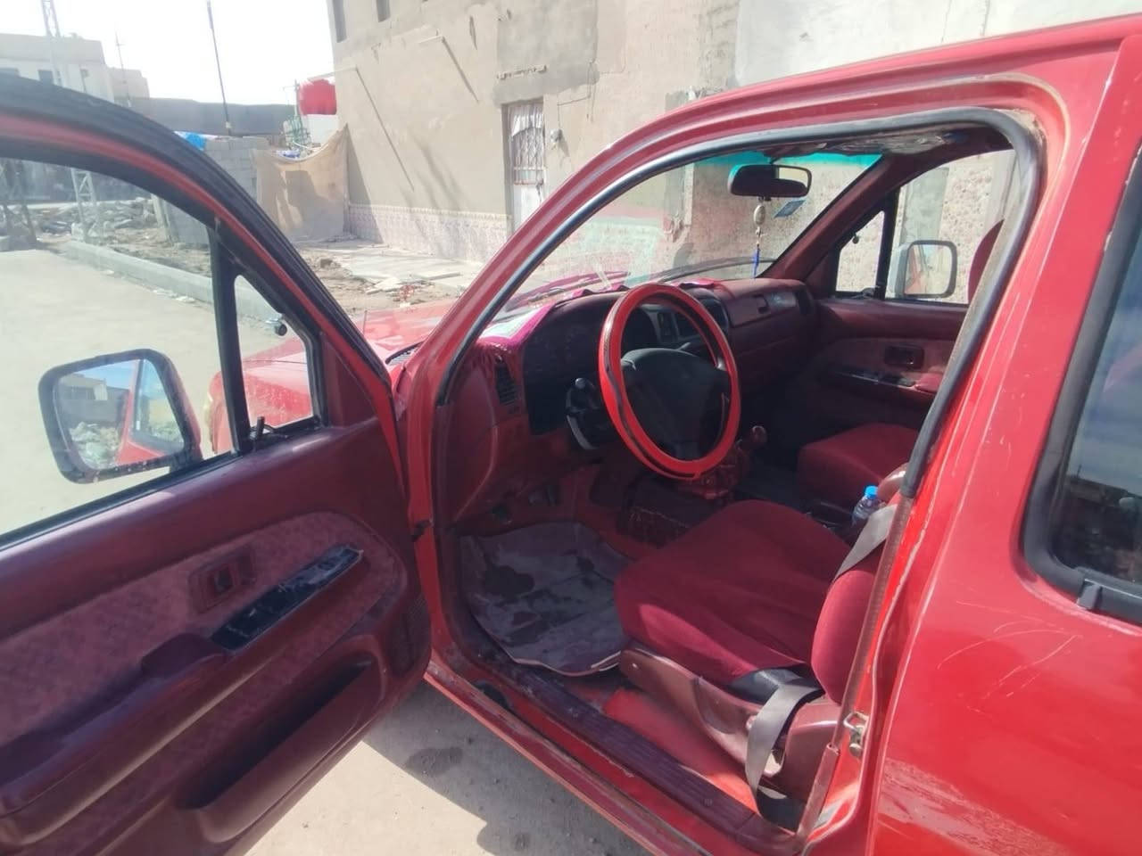 السلام عليكم سياره جمره موديل 2004 مكفول كفاله عامه رقم بصره نكليزي سياره جاهزه مال جناي السعر 108 وبيه مجال تبريد ثلج بسمي مداور ثاني يوم كير عادي مكان ذيقار قضا البطحاء رقم الجوال ***********
