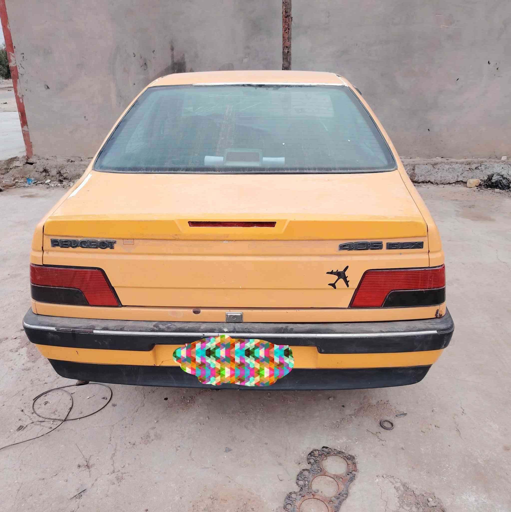 السلام عليكم سياره بيجو 405 مكفوله كير وصدر وتايرات وكهربايات موديل 2012رقم كربلاء وسنويه بس ما تداور ابيع كوم حديد عوزه بس محركه كازكت دوخله حلوه تبرديد يشتغل كامل عوزه بس كازكت *********** المكان الديوانية قضاء البدير // ***********
