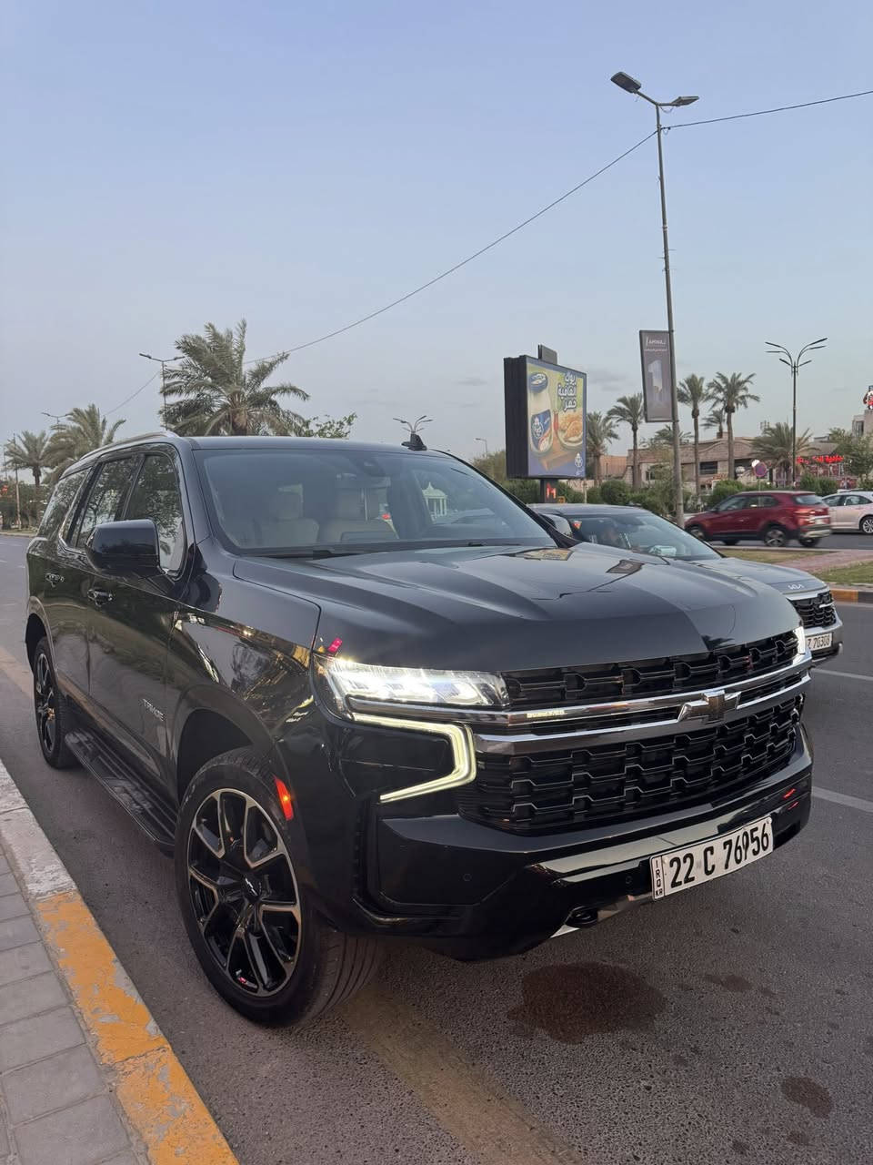 السلام عليكم للبيع تاهو خليجي وكاله المنصور
موديل LS PLUS 2022
مكفول كفالة عامه فقط الداعميه الخلفيه بيها صبغ قليل 
السياره مغلفه PPF
ثلاجة
تشغيل عن بعد
رادار امامي وخلفي وجانبي 360 درجة
نقط عمياء 
هاندبريك بصمة
كامرة 
شاشة انظمة كار بلي واندوريد 
مانع تصادم
تحديد مسار 
داتا شو تنبيه عند الاقتراب من اي شي 
لدد امامي وخلفي 
ويل حجم 22
باقي مواصفات التاهو معروفة
ماشية 78 الف جديدة بمعنى الكلمة
الرقم اربيل باسمي شرط التحويل 
السعر : 40.000$ وبيها مجال 
للاستفسار ***********📞
