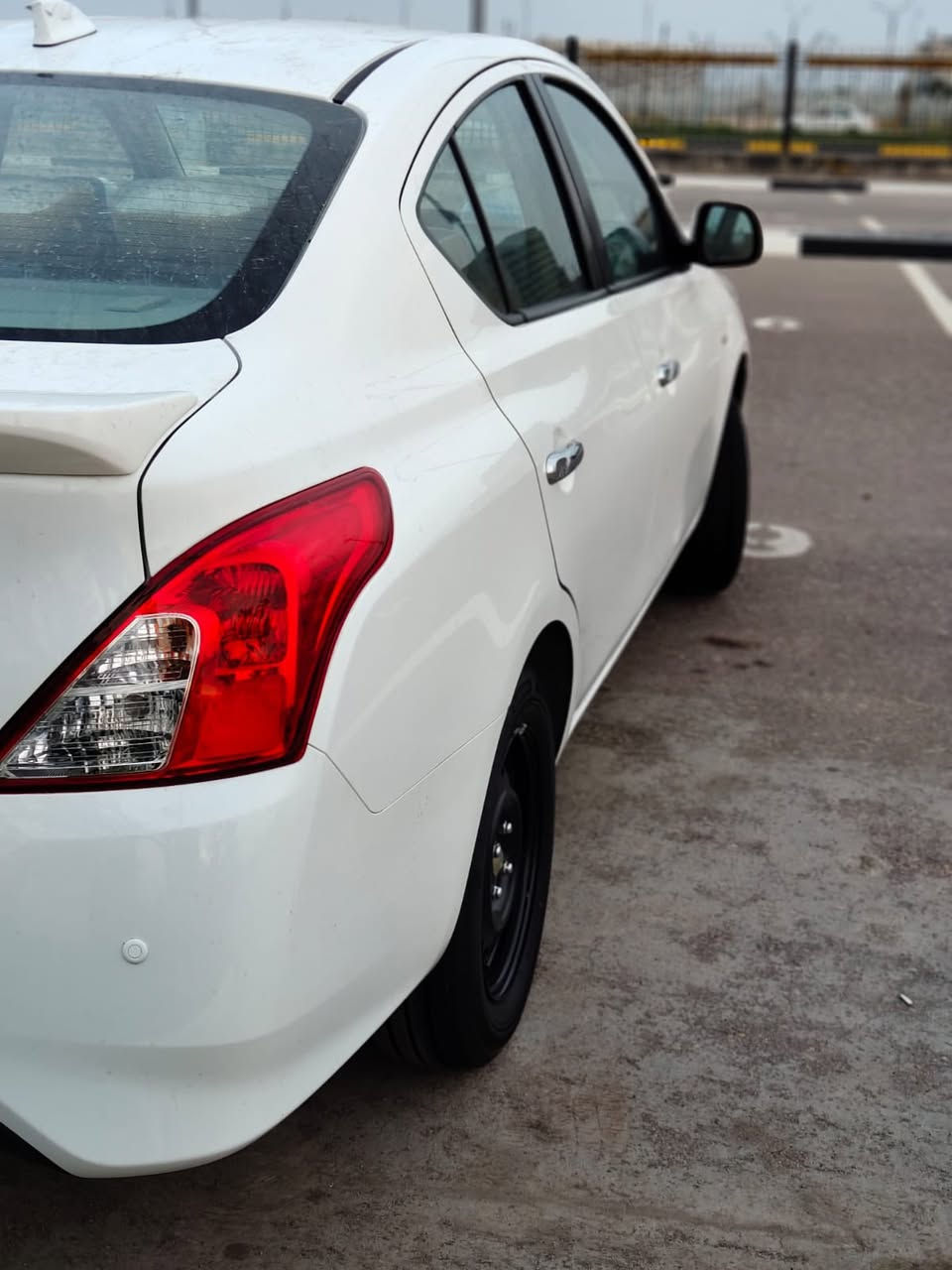 نيسان سني كفاله عامه ماشيه400موديل2025مكاني البصره الزبير السعر 28وبيها مجال الي يحب يتواصل***********
