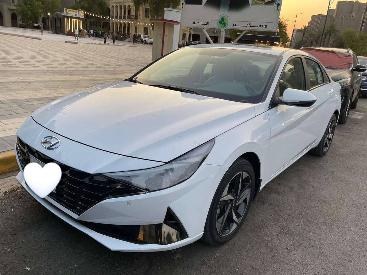 النترا خليجي كوري اصلي  2023
رقم بغداد وموجوده في بغداد 
محرك 2000 دوش
شاشه كامره
حساسات خلفي امامي
بصمه تشغيل وأبواب
جنطه ذكيه تفتح عند الاقتراب
فتحه سقف
تحكمات ستيرن جهتين
Led نهاري
مانع تزحلق
قطعتين تبريد
سياره نضيفه احلا من الصور
بيها صبغ شبر بالبنيد
وصبغ بالهلال الجاملغ الخلفي
ماشيه 38 الف كيلو متر
للاستفسار الاتصال على صاحب السياره
*********** 
السعر 168 وبي مجال
