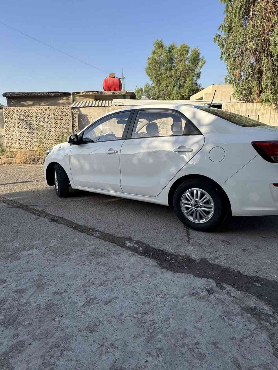 للبيع: كيا (بيجاس) موديل 2023
السيارة بحالة ممتازة 
الممشى: ماشية 10 آلاف كيلو
مكفولة من الصبغ بيها بس تعديل [بارد] وبدون أي صبغ.
المواصفات: فتحة سقف، تبريد ثلج
السيارة حيل نظيفة 
📌 المكان: [بغداد الدولعي]
💰 السعر: [110]
📞 للتواصل والاستفسار: [***********]

