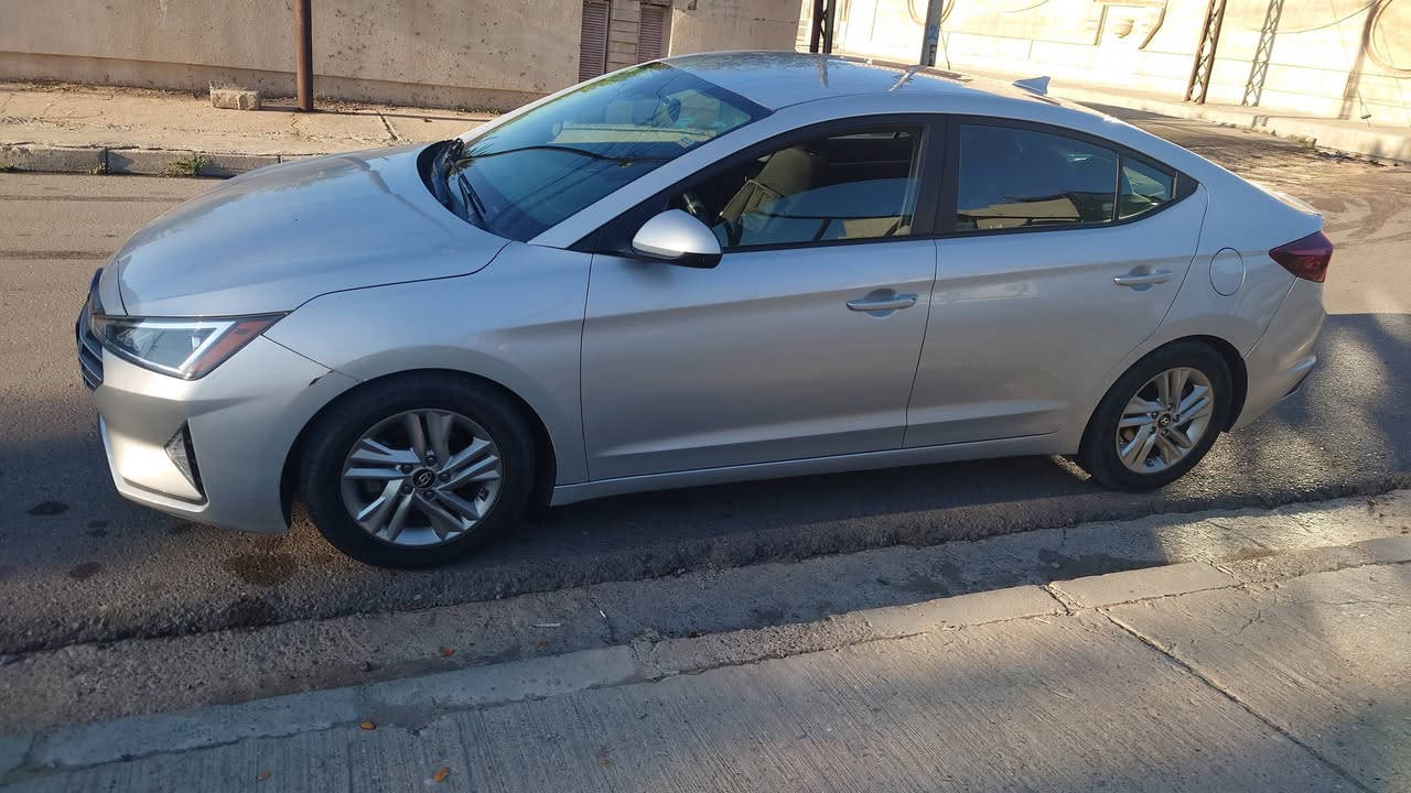 للبيع الانترا 2019 وارد امريكي نص فول
الضرر قبغ صندوق وجملغ صفحة السايق معدل ع البارد مكينة وكير شرط للاستفسار الاتصال على الرقم (***********)
