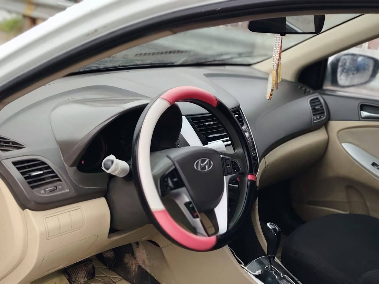 السلام عليكم ورحمة... اكسنت موديل 2012 نينوى كير ومحرك شرط محرك مرغوب 16 بدون صبغ بيها ملاحظات السياره بسم صاحبها تريد وكاله تريد تحويل السعر 107 بيها مجال رقم صاحب سياره اني مكلف بنشر تفاصيل أكثر أتصل***********
