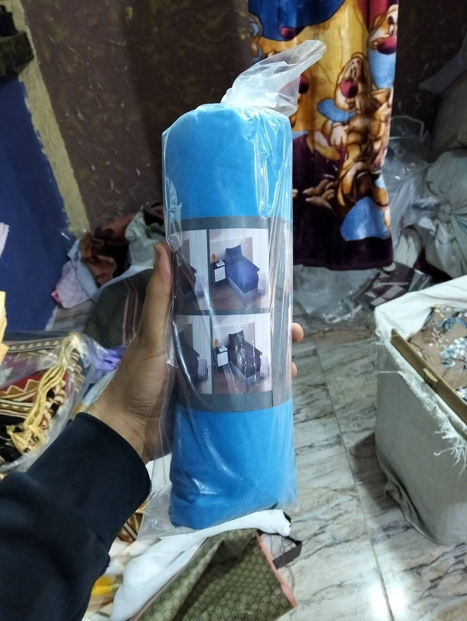 تلبيسة نفر واحد ماركة الصراف 
سعر القطعة 4000 فقط 
العنوان التحرير دور الجاهزة مقابيل محل كرزات حمودي يوجد توصيل ***********
