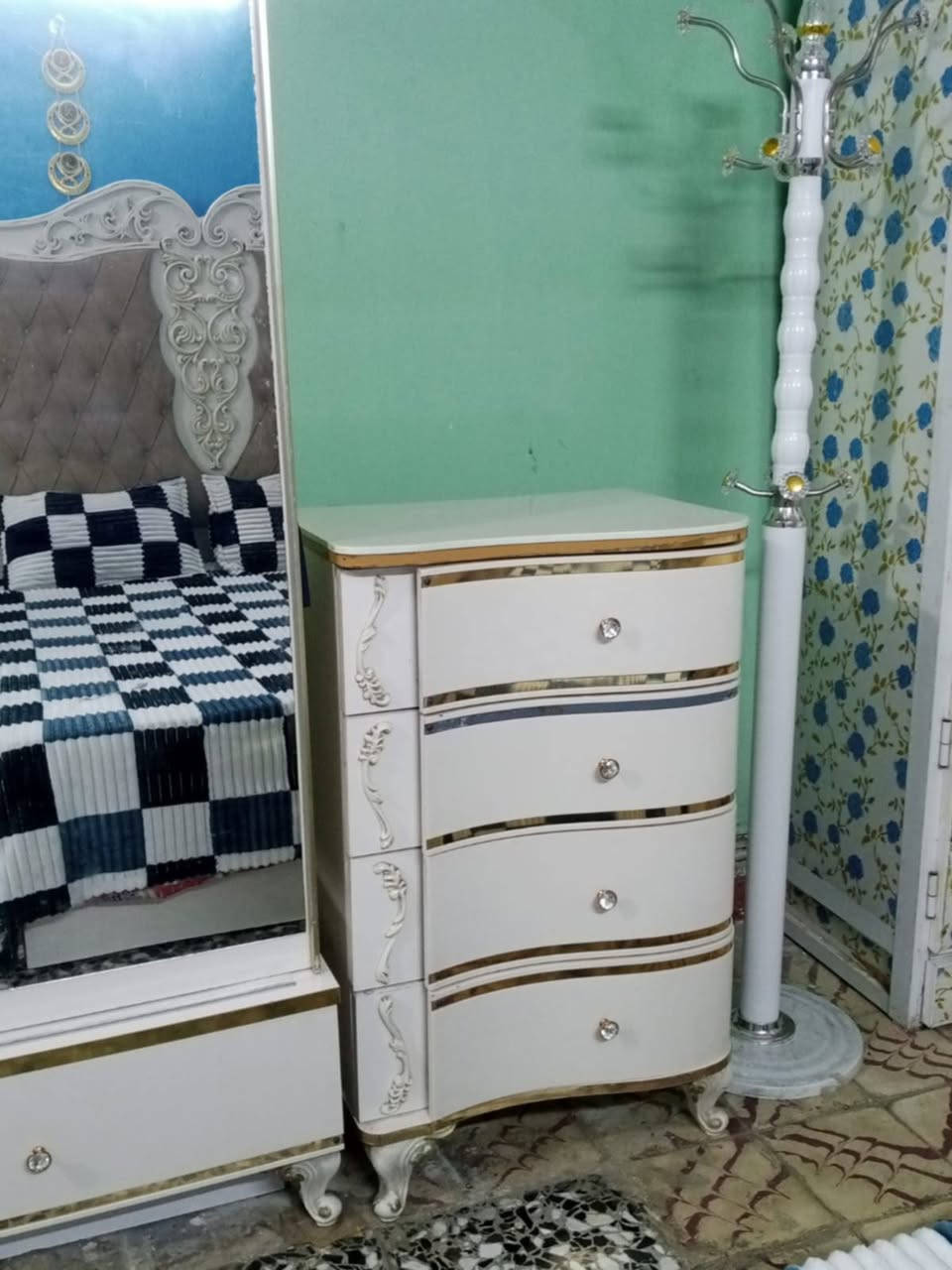 العنوان مدينه صدر 600وبيه مجال بسيط


**إذا كنت صاحب هذا الإعلان وتريد حذفه لأي سبب، رجاءا أرسل رسالة إلى الدعم الفني**