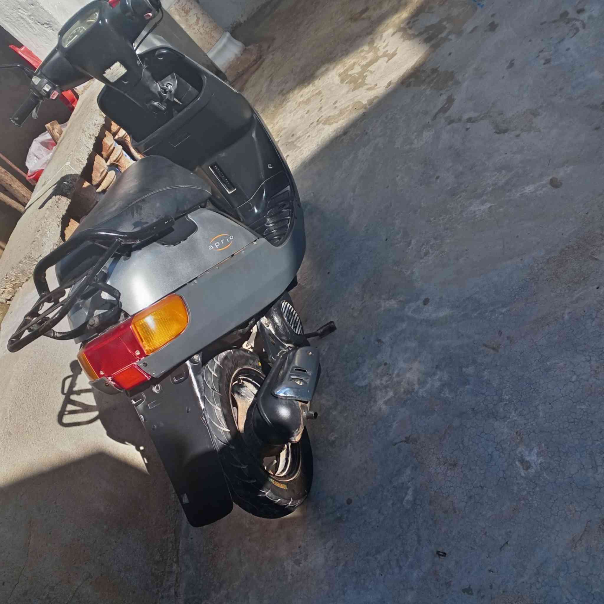 ماطور للبيع سعر 200 بيه مجال
***********
