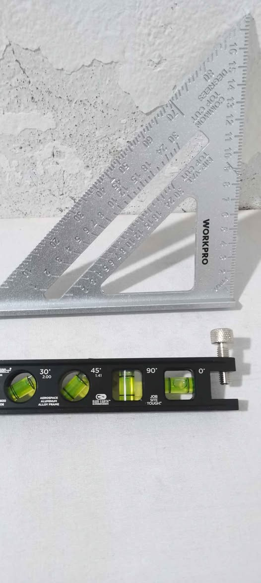 للبيع أدوات حدادة صناعة أمريكية 🇺🇸

مثلث زوايا زائد ميزان مغناطيسي

جدد غير مستعملات

مكاني البصرة القرنة *********** المدائن, بابل
