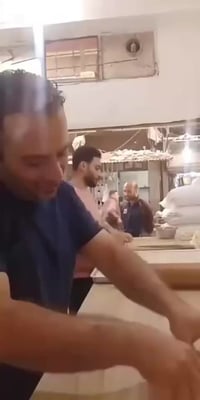 كاهي ياسين • شارع المتنبي • تأسس ١٩٤٢