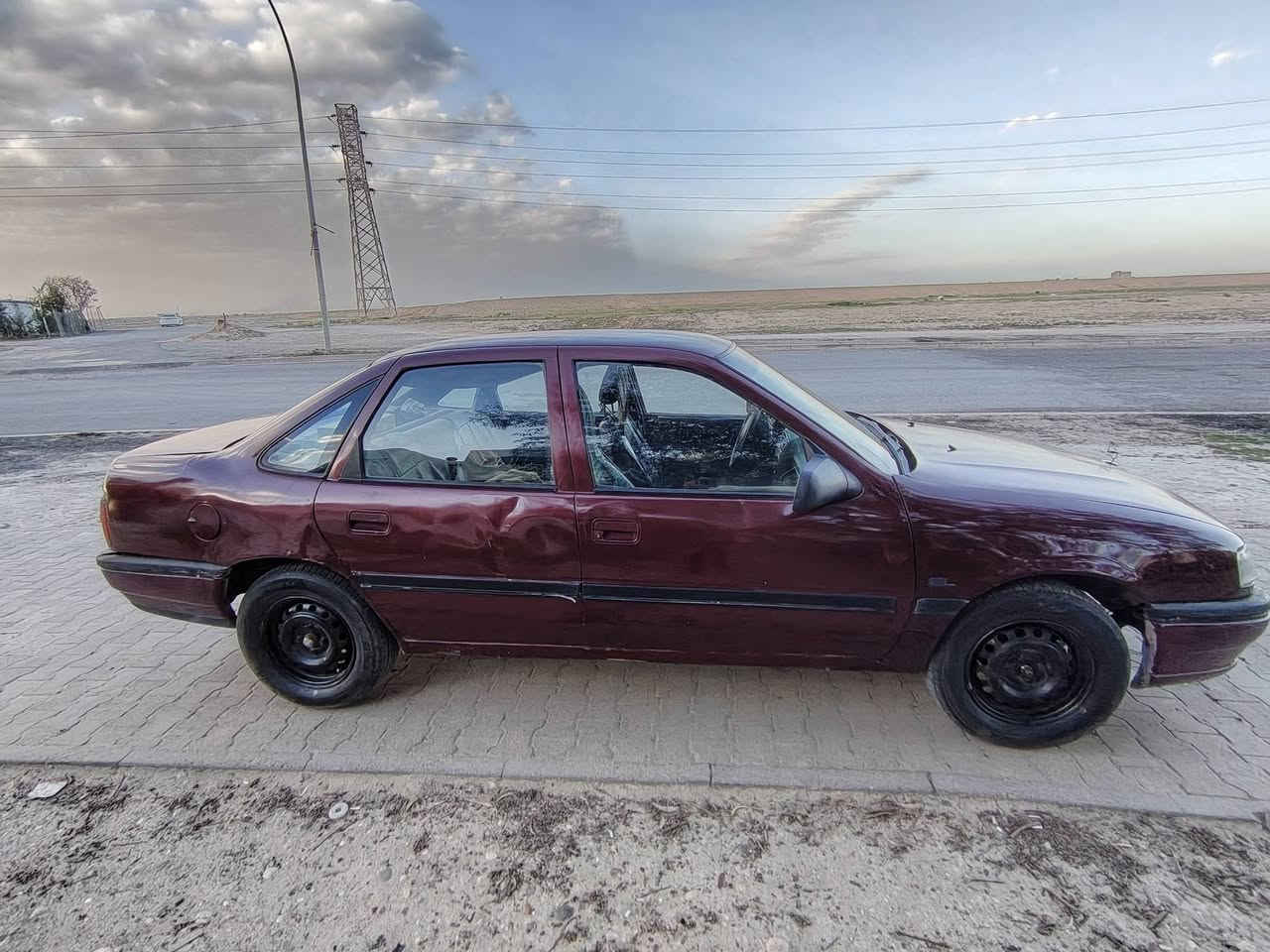 فكترا للبيع موديل 91 حائز ثالث محرك 1800
صدر جديد
تخم تاير
كير محرك بلشرط
***********
