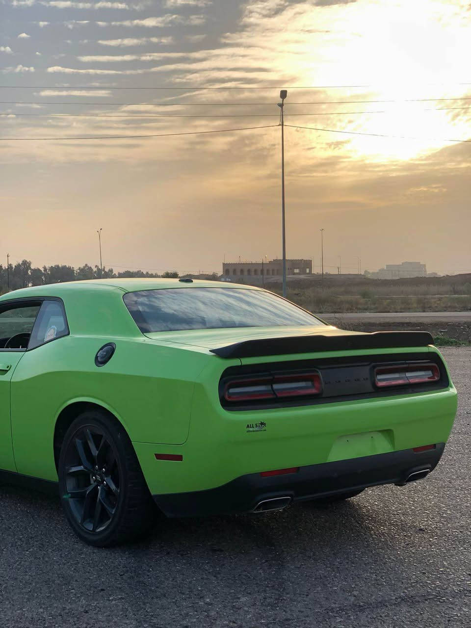 السلام عليكم 
--------------
 ☎️  ***********
———————-
للبيع فقط 🫡 
جالنجر 💚2023 
لون  مميز سيارة دخول جديد مرقم بغداد باسمي كامل 🆕 
6سلندر 3600
 
—————————————
مواصفات فئة GT معروفه 
بصمه ابواب 
بصمه تشغيل عن بعد 
شاشه كار بلي 
كامرا 
حساسات خلفية 
تبريد قطعتين 
ويل 20 شكل GT
بنيد GT 
كشن كهرباء ⚡️ 
وباقي المواصفات معروفة 🫡🫡
 
————————————-
سياره حادثة بنيد فقط بدون دواخل  🤩🫡🫡
سياره نظيفة جدا بدون ايرباك بدون اي نقص جاهزه 
ماشية32 الف مكينه وكير وشاصي مكفول  على وضع الشركة 
——————————————————-
مكانه :- بابل - حله 
السعر :- 230 المصيب, بابل
