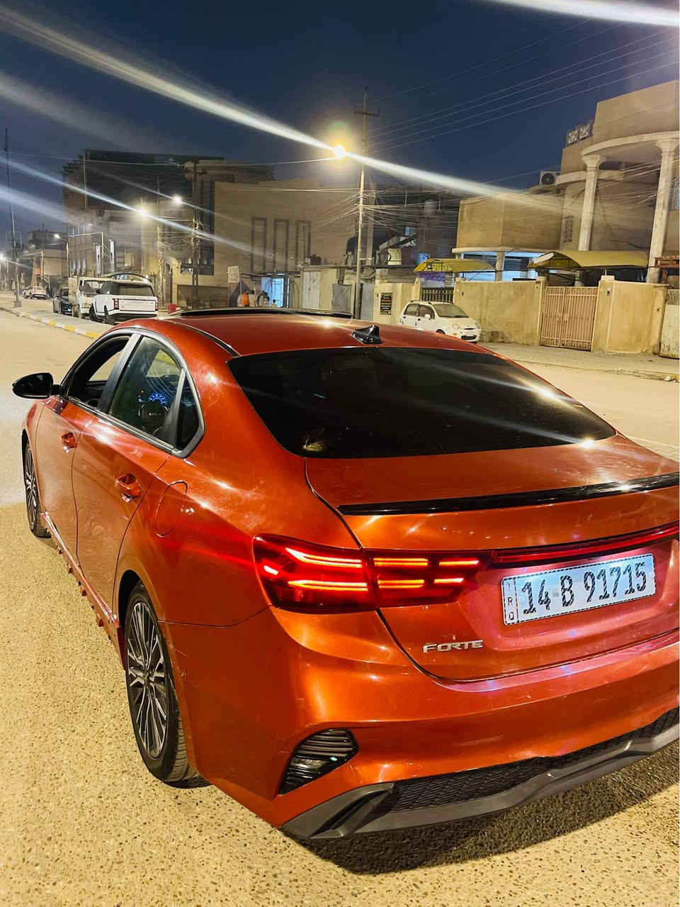 للبيع او المراوس 
كيا فورتي جي تي لاين 2023 فول مواصفات للاخير 
محرك 2000 دوش (المحرك مفتوح والمفتوح مينكفل ) لا نضوح ولا حماوه ولا تنقيص ولا تبخير 
ضربتها موجوده بلصور صندوق وجاملغ والباقي كفاله بجم كبس 
فتحه 
بصمه تشغيل وابواب 
تشغيل عن بعد
رادارات جانبيه امامي واخلفي
صندوق بصمه وفتح ذكي 
شاشه جبيره وتبريد شاشه
تدفئه وتبريد امامي وخلفي قطعتين
كشنات جلد تدفئه وتبريد
لدات اناره داخليه كامله متغيره بلجهاز
عين الشيطان متغيره بلجهاز
بعد هواي بيها مواصفات 
سعرها 135 وبيها مجال والكل يعرف بلجي تي لاين واسعارهن وانه بلخدمه
تعجبك السياره ع راسي متعجبك فدوه الك 
العنوان بصره التحسينيه 
*********** البصرة, العراق

