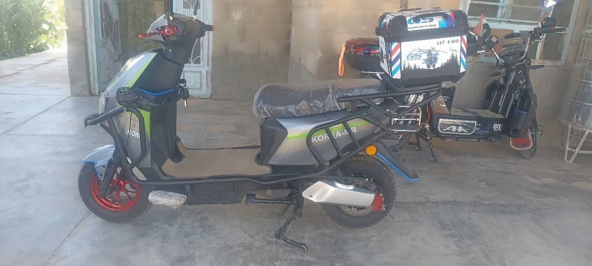 السلام عليكم سكنس للبيع دراجه كلش جديده السعر 650 بيها مجال شيء قليل العنوان الفلوجه *********** بي واتساب
