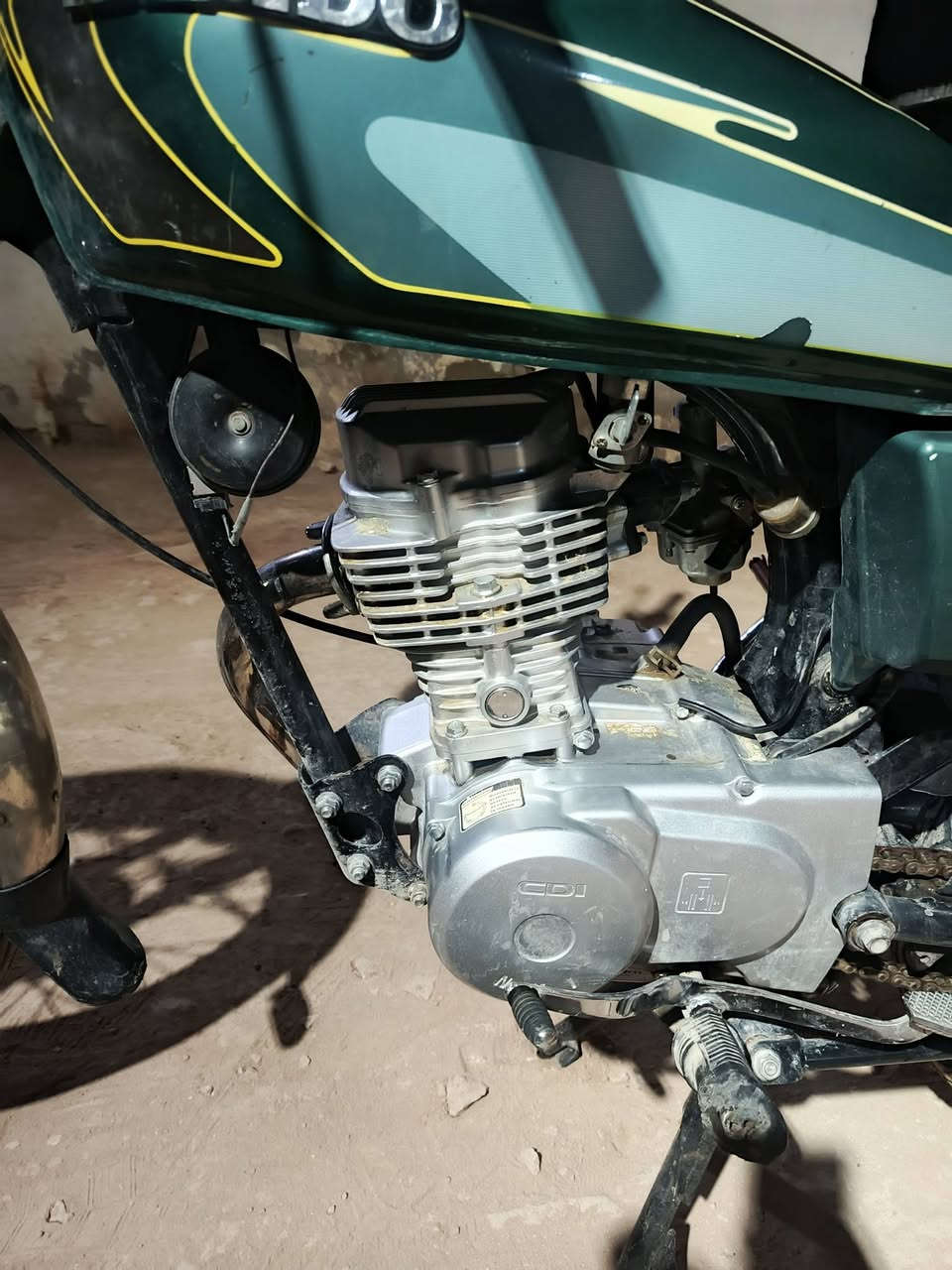 سلام عليكم
دراجه للبيع أوراق أصوالي محرك 24 شاصي 19

دراجة أحلا من الصورة 
سعر 750 
للاستفسار ‏‪***********‬‏

 ‏‪***********‬‏
