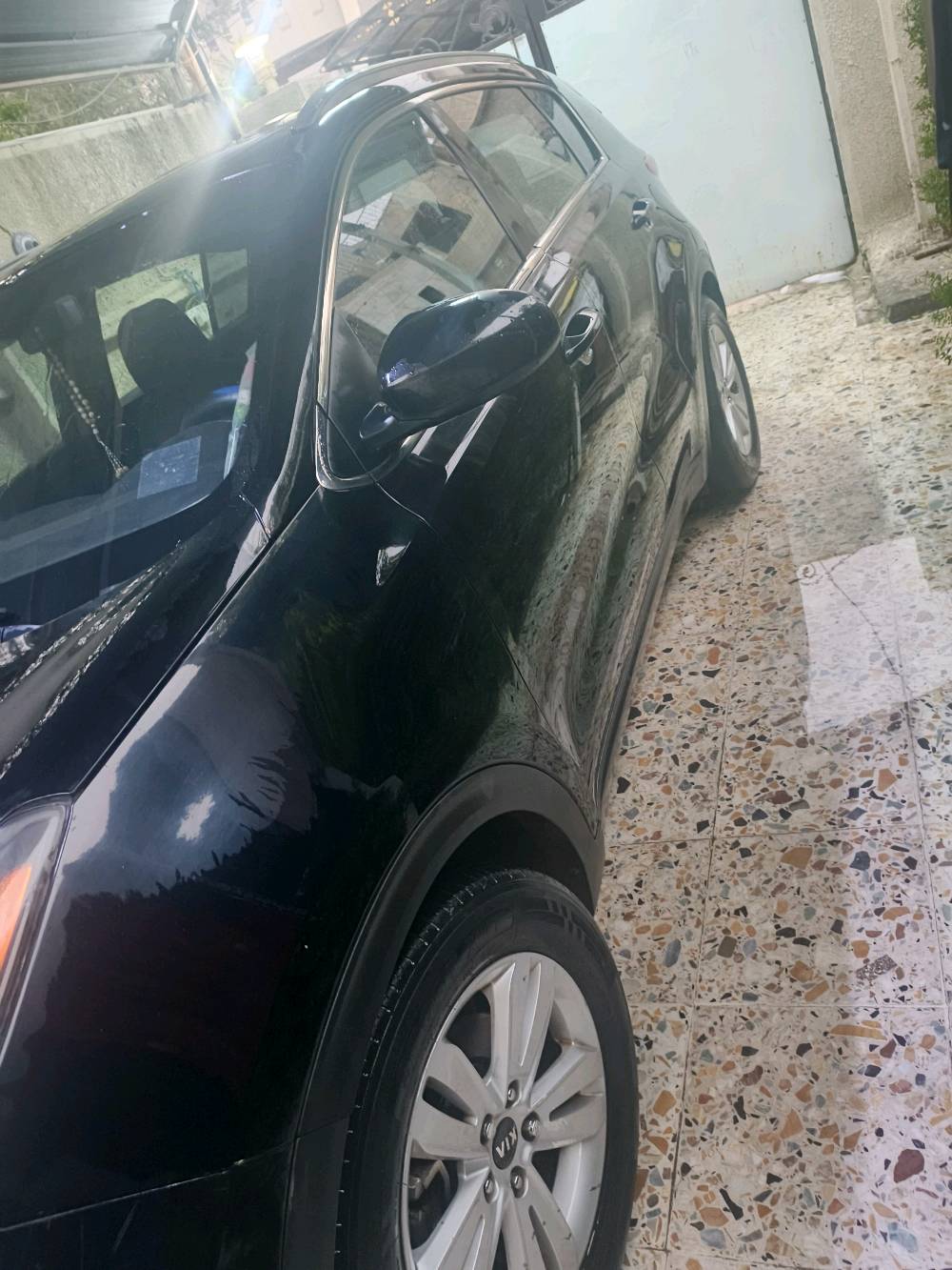 سياره سبورتج مديل 17 وارد أمريكي 
حادث جه يسره دعاميه 
سياره باسمي سعر 150 وبي مجال 
تواصل *********** بغداد الجديد