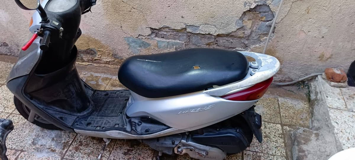 السلام عليكم شباب دراجة البيع نوع فريز كفاله عامه برغي مامفتوح العنوان بغداد مدينه صدر
***********

