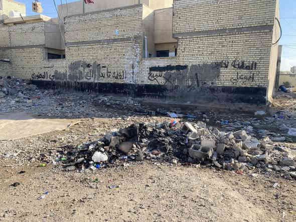 السلام عليكم 
توجد لدينا قطعه ارض للبيع المساحه 50متر  
زراعي شاكر العاني سند 25 قرار محكمه ومكاتبه 
خدمات كامله مي وكهرباء ومجاري موقعها 
بين الحريه وحي العدل خلف مجمع اليمامه او خلف 
أسواق نمبر وان او قرب اسواق السدره 
السعر 20 مليون وبيها مجال بسيط 
للاستفسار اكثر الاتصال ع الرقم او واتساب 
***********
